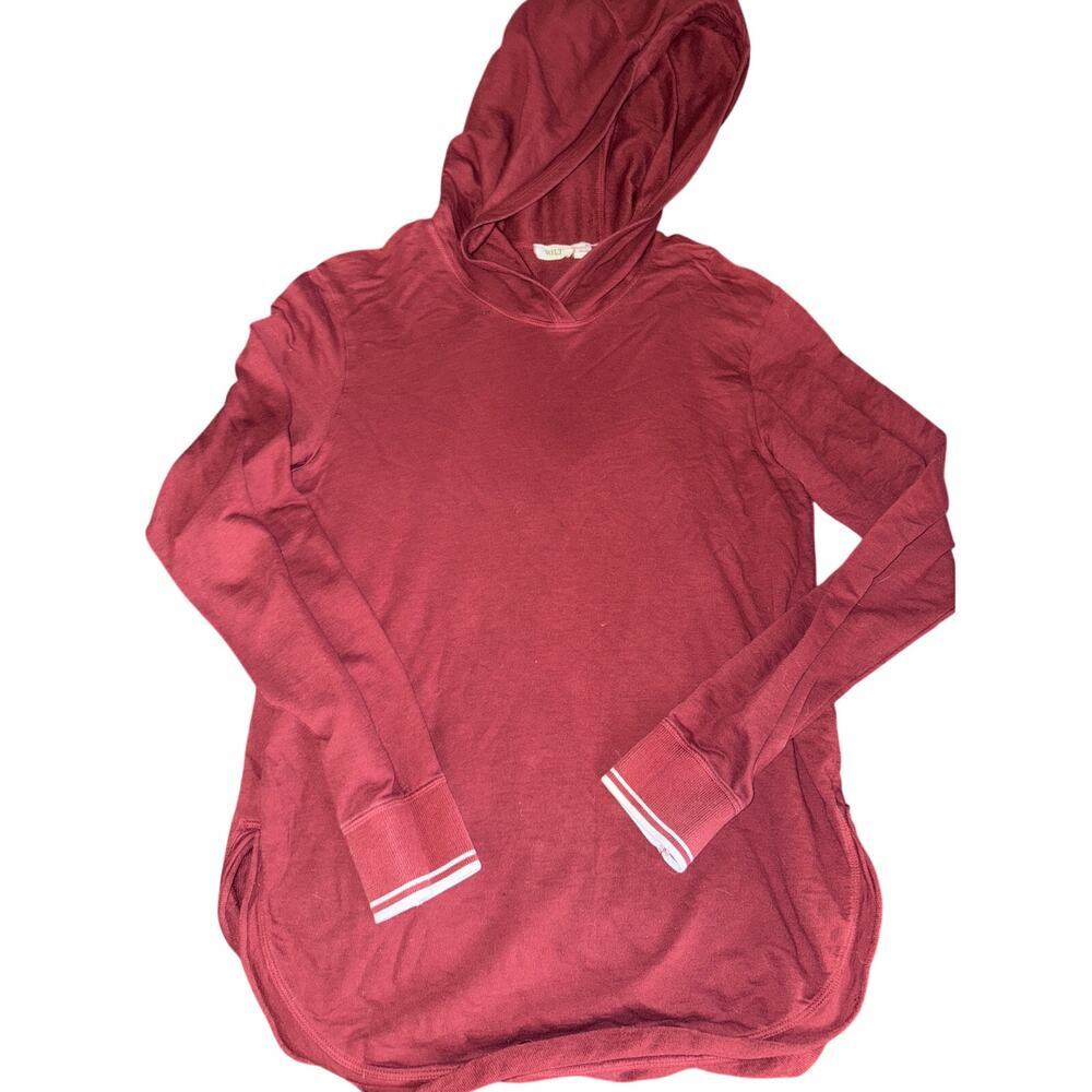 WILT long sleeve hooded top size SMALL